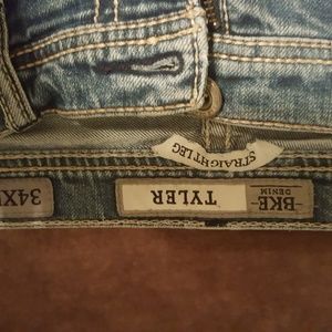 Men's Buckle Tyler straight leg jeans 34 x 34